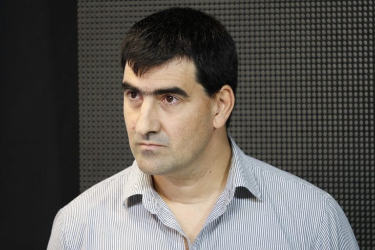 “No hablan de la pobreza y no hacen nada por cambiarla”, declaró Christian Rosso