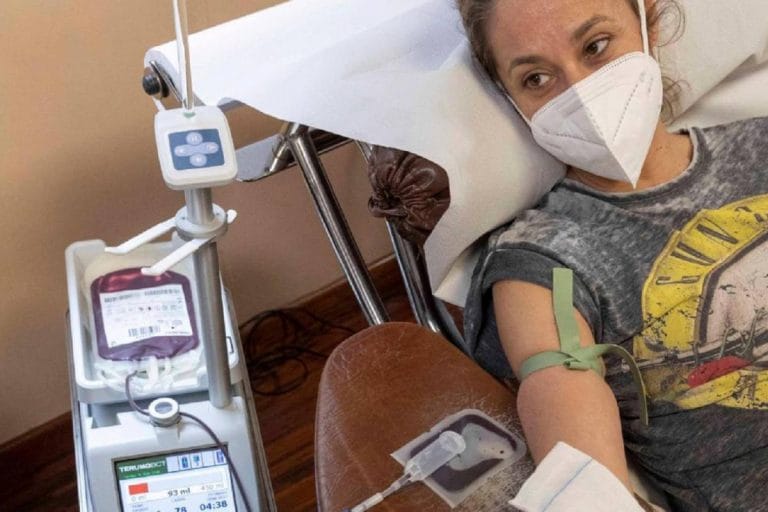 COVID-19: “Es muy importante la donación de plasma de pacientes recuperados, estamos prácticamente sin stock” aseguró la médica hematóloga Ana Paula Portaléz