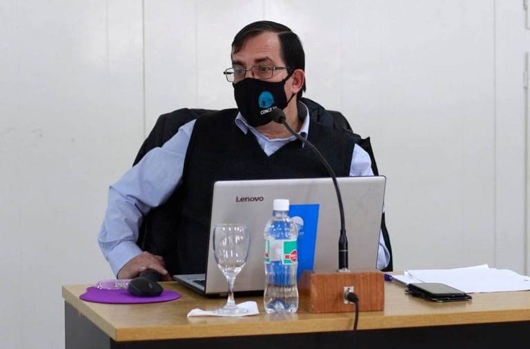 “Es una ordenanza de todos y todas pero básicamente de los usuarios de la planta de cannabis medicinal con fines terapéuticos”, dijo el concejal Héctor Viola