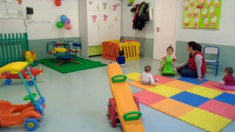 El ministro de Educación aseguró que los jardines maternales “cuentan con la libertad para iniciar su trabajo cuando lo crean conveniente”