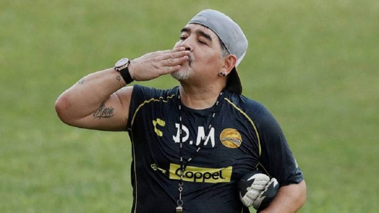 Murió Diego Armando Maradona