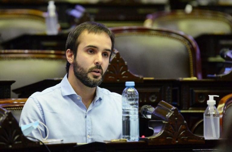 Maquieyra sostuvo que es “inaceptable” que “en pleno Siglo XXI el hombre siga matando mujeres”