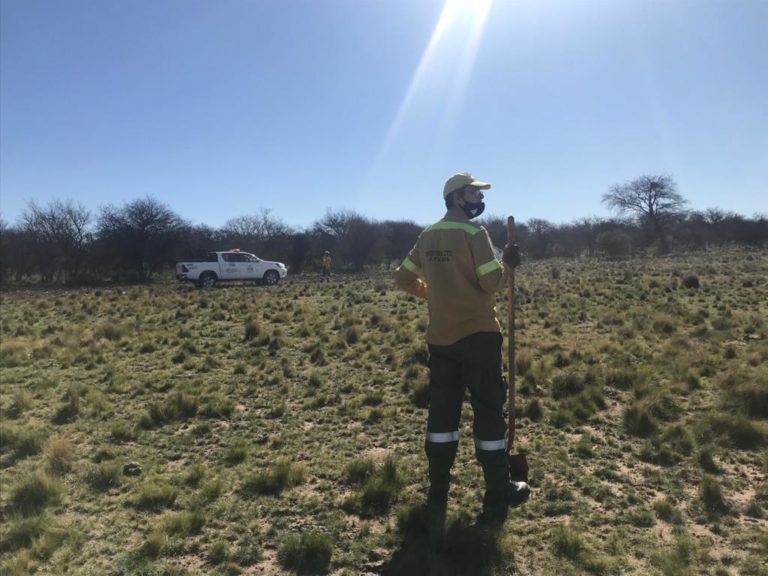 Se contuvo un incendio en un tramo de banquina de Ruta 14