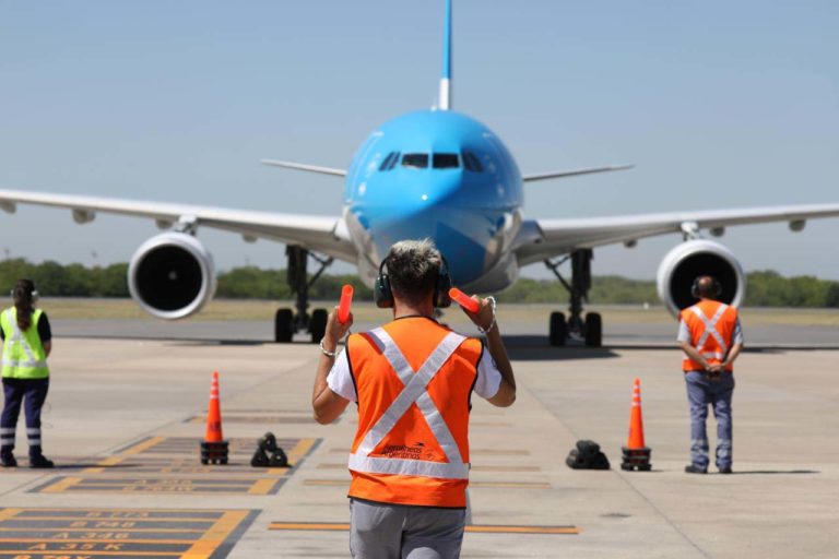 El Gobierno pidió informes sobre el Aeropuerto de General Pico tras conocerse que Aerolíneas Argentinas no operará por el estado de la pista