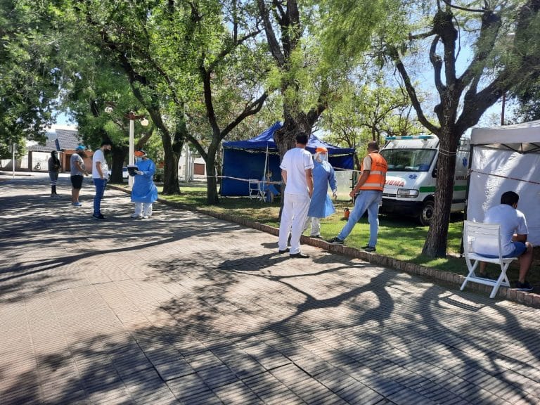 Hoy se realizó una jornada de Búsqueda Activa en barrio Talleres y en los próximos días será en San Etelvino, El Molino, Centro y Este