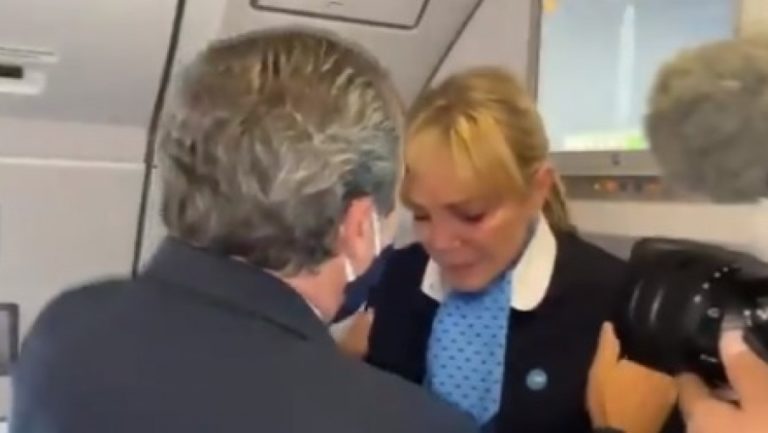 La emoción de los tripulantes del avión de Aerolíneas Argentinas que trajo la vacuna rusa: “Es un honor, un privilegio”