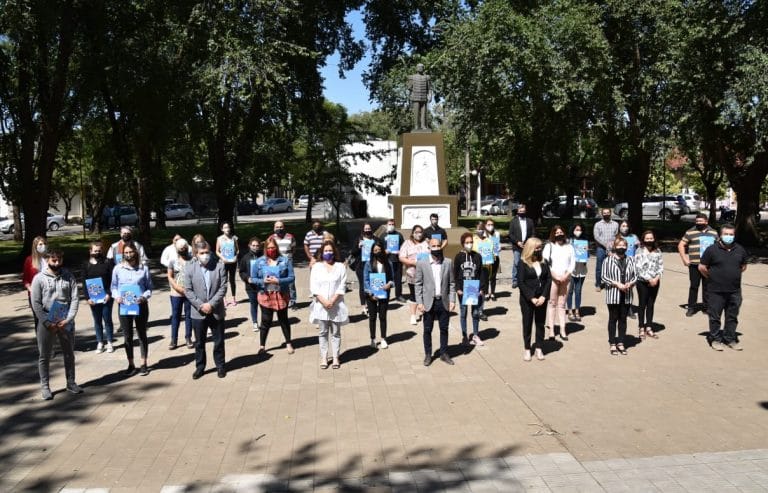 Entregaron 52 créditos por $ 2.574.524 en la Plaza Pico