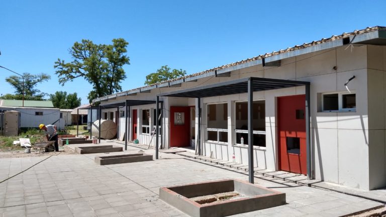 Jardín de infantes de la Escuela Nº 66  y el inicio del ciclo lectivo 2021: “la obra tendría que estar concluida debido al gran avance que presenta”, dijo Rojo