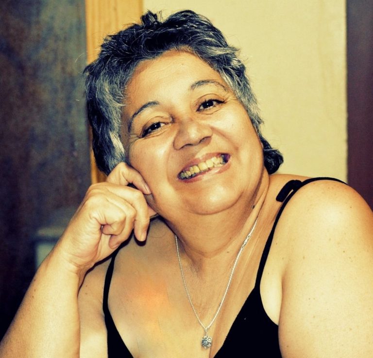 Hoy a las 20 horas se realizará un homenaje a la locutora Mercedes Bringas