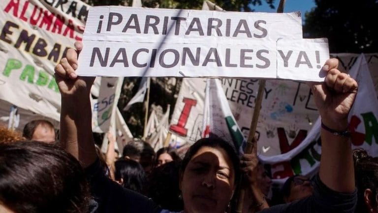 El Gobierno Nacional retoma hoy la paritaria con los gremios estatales
