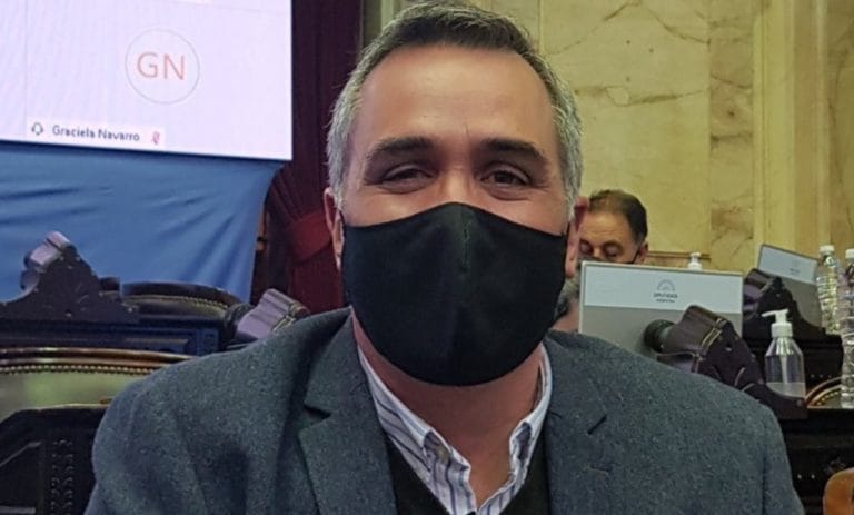 Un diputado en la Argentina,  propuso la pena de muerte para asesinos y violadores de menores