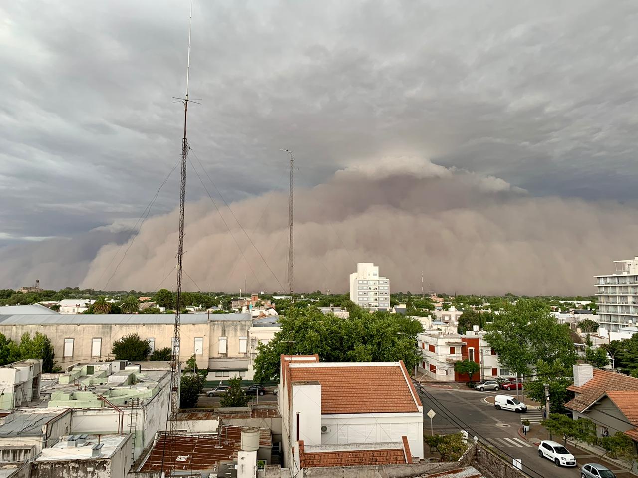 Impresionante temporal en La Pampa: Mirá las increíbles fotos que envían los lectores