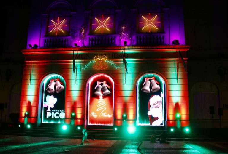 Palpitando la Navidad: Feria del Regalo y Concierto Navideño en la Municipalidad de General Pico