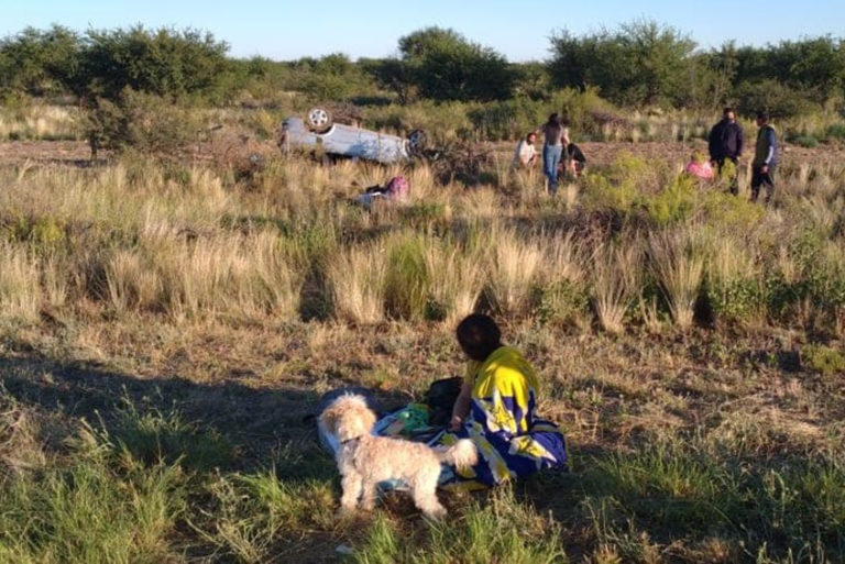 Grave vuelco en Ruta 10 cerca de La Pastoril dejó varios hospitalizados con heridas de consideración