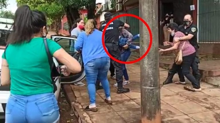 Misiones: Con golpes y forcejeos separaron a una nena de tres años de quienes la criaron