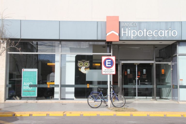 Ya adjudicaron el edificio del ex banco hipotecario para el CECOM y comenzará a funcionar en enero
