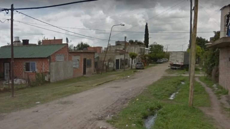Mató a su mujer embarazada, se ahorcó y el hijo de 4 años quedó encerrado dos días en una habitación