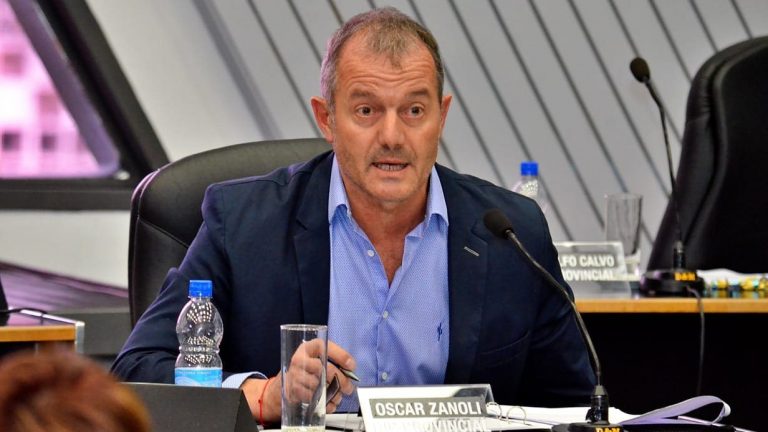 En la antesala de un año electoral, la “danza” de candidatos en el PJ pampeano: “Tenemos que debatir los problemas de la gente y dejar de pensar en nombres” sostuvo Zanoli