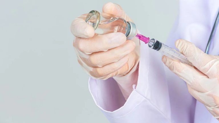 SEMPRE extiende la campaña de Vacunación contra la Gripe en farmacias asociadas