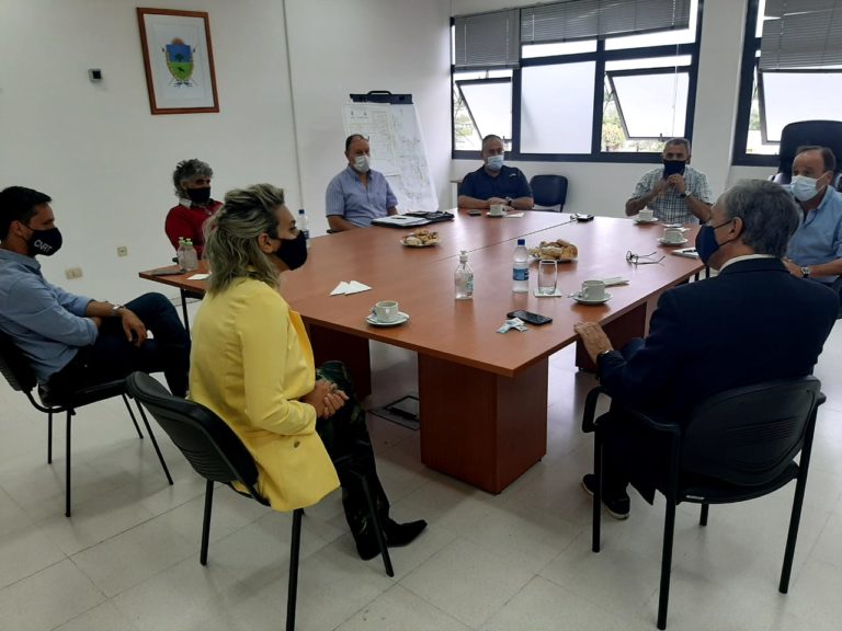 El ministro di Nápoli se reunió con el director ejecutivo de la CNRT para coordinar planes de trabajo en conjunto