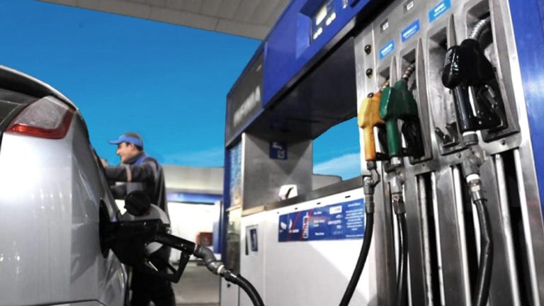 ¿Por qué YPF aumentó el precio de los combustibles otra vez?