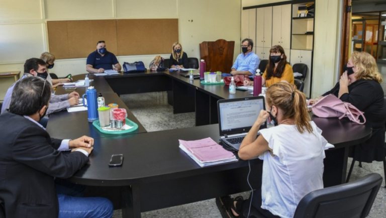 El Gobierno de La Pampa convoca a los gremios docentes por el Plan de Vacunación