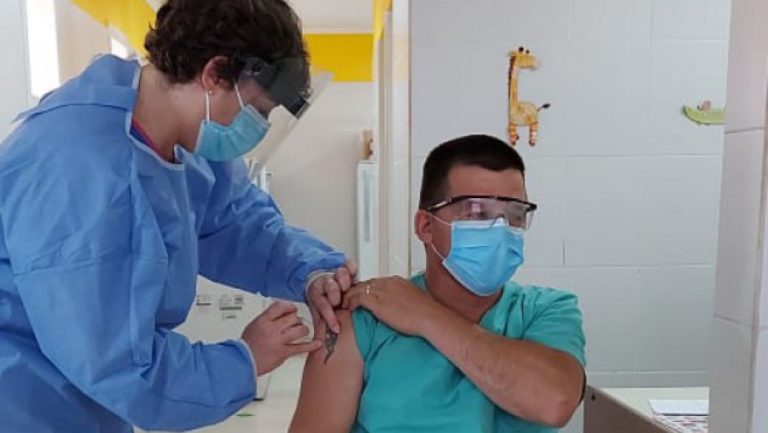 En Realicó se inició la vacunación con la Sputnik V para el personal de salud