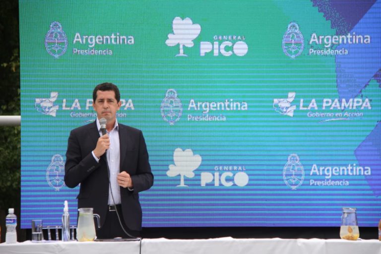“Queremos que La Pampa se convierta en un proveedor de alimentos en nuestra Patagonia” dijo el ministro del Interior, “Wado” de Pedro