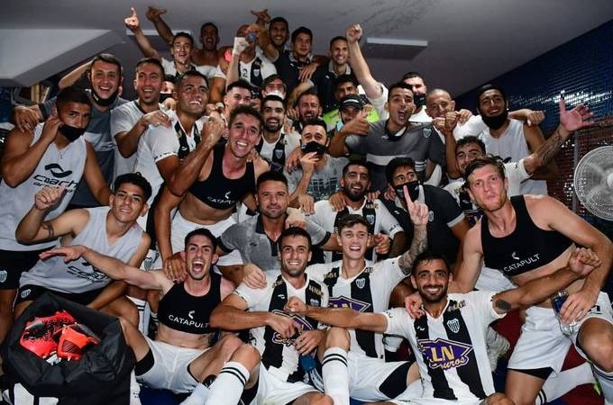 Estudiantes de Buenos Aires sueña con el ascenso a Primera de la mano del DT piquense Mauricio “Buli” Giganti