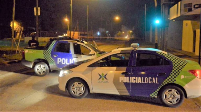 Entraron a robar en varias quintas de La Plata y violaron dos veces a una nena de 14 años