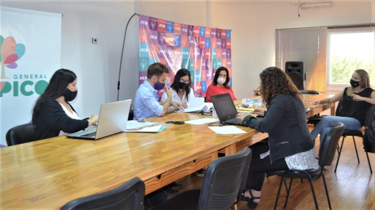 Tres empresas locales proveerán equipamiento informático al Municipio