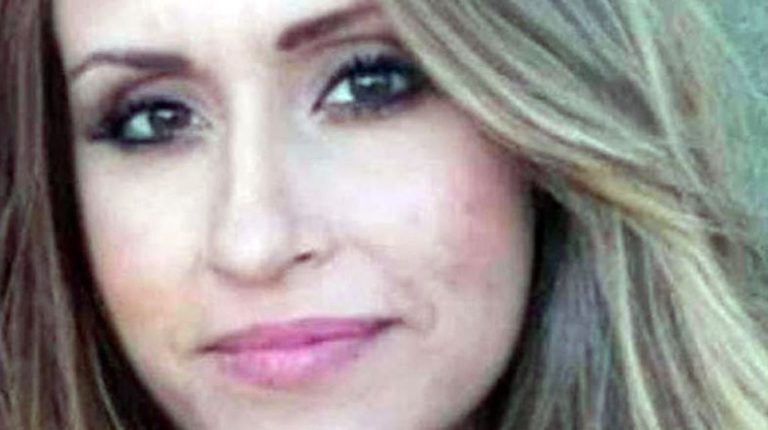 Prendió fuego a su esposa delante de su hija de 4 años y quiso ocultar el femicidio: “Papá le tiraba algo a mamá”