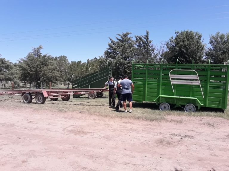 Nuevos allanamientos por la estafa millonaria a productores pampeanos: Recuperaron un carro vaquero y una casilla en La Maruja