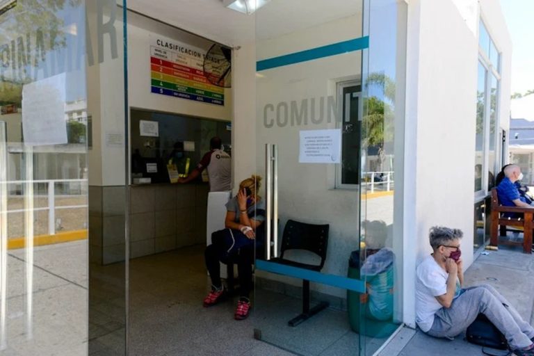 Coronavirus en Pinamar: el laberinto de los turistas que tienen síntomas y no encuentran dónde hisoparse