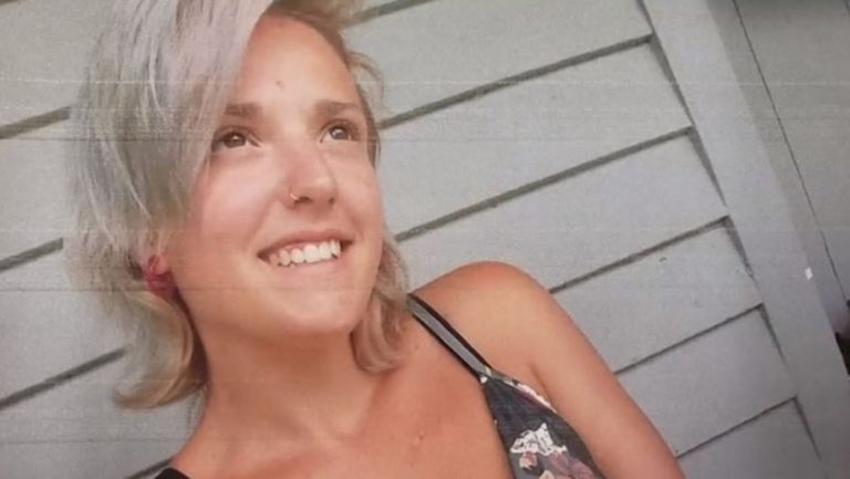 Estados Unidos: mató a tiros a sus cinco hijos, quemó la casa y se quitó la vida
