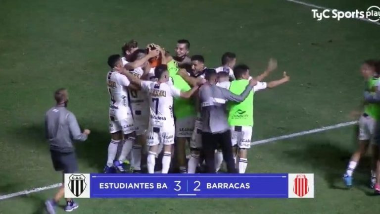 El “pincha” de Caseros del “Buli” Giganti ganó por penales y sigue luchando por el ascenso a Primera