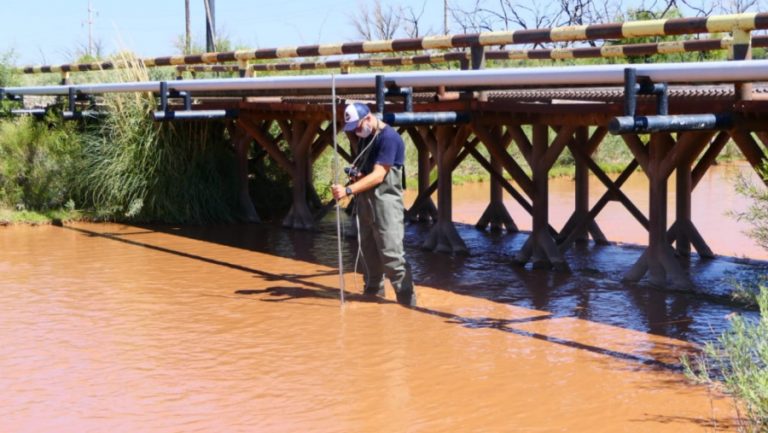 La Secretaría de Recursos Hídricos llevó adelante esta semana la medición de los canales del río Colorado