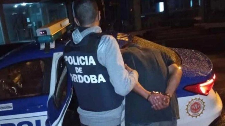 Femicidio en Villa María: la justicia consideró que no era peligroso, lo dejó libre y él asesinó a su pareja