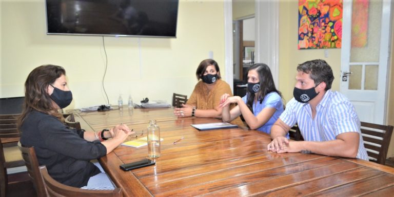La intendenta, Fernanda Alonso, recibió a la Fundación Rosa quién solicitó acompañamiento para continuar desarrollando sus actividades