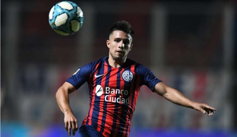Julián Palacios arrancaría como titular esta tarde frente a Estudiantes de La Plata
