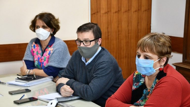 Educación aclaró que no hay cupo máximo para asistir a los actos de egresados