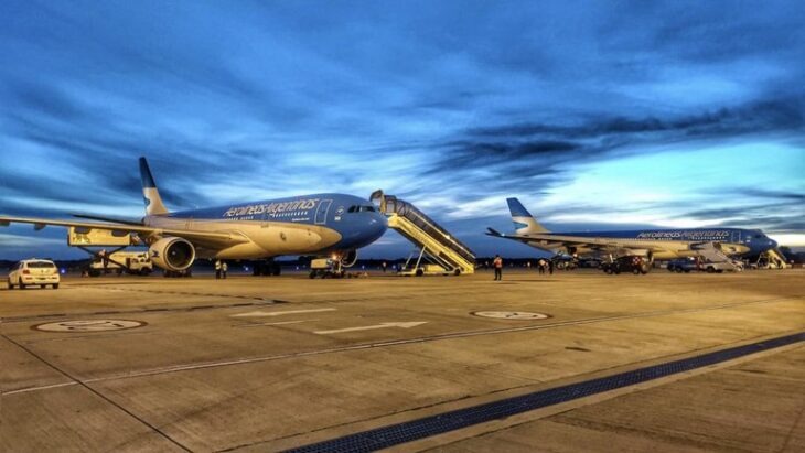 Arribó el primer avión de Aerolíneas Argentinas con 517.500 dosis de la vacuna Sputnik V