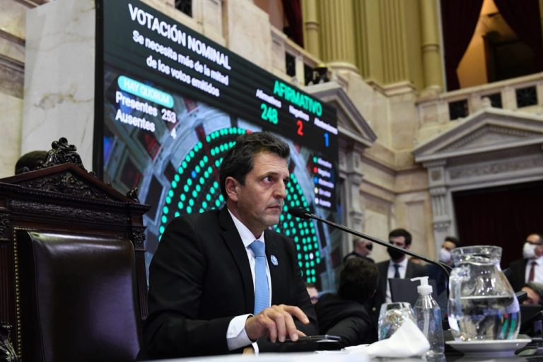 Sergio Massa: “Vamos a incorporar más beneficios al proyecto de ganancias”