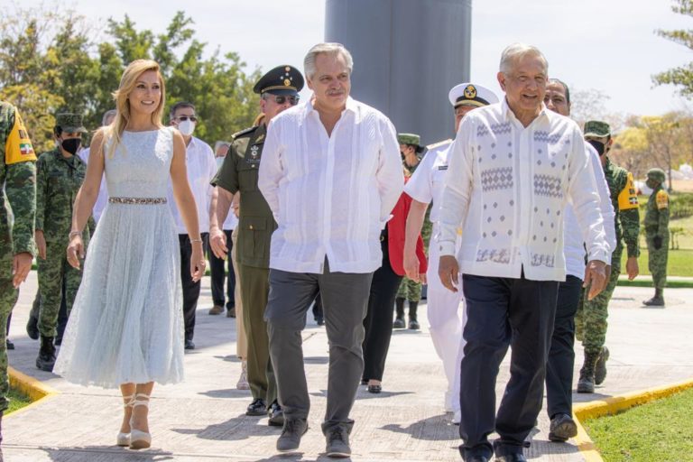 Alberto Fernández, desde México, convocó a construir en América Latina “un punto de encuentro donde los pueblos sean libres y las sociedades más justas”