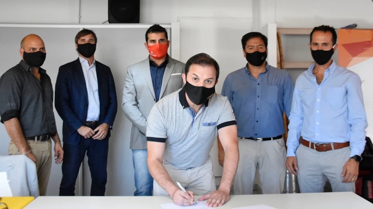 Crean la primera petrolera privada 100% neuquina Crean la primera petrolera privada 100% neuquina