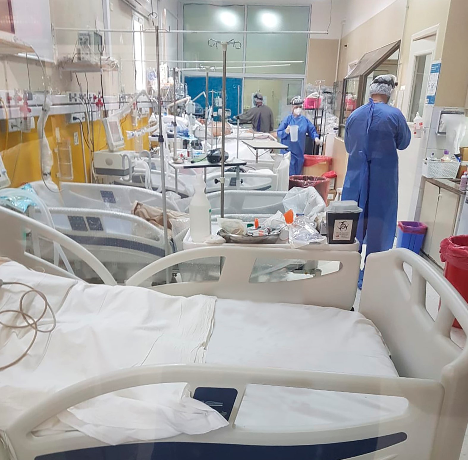 El 52 de las camas de terapia intensiva ocupadas por pacientes de Covid19 está en el AMBA El 52 de las camas de terapia intensiva ocupadas por pacientes de Covid19 está en el AMBA