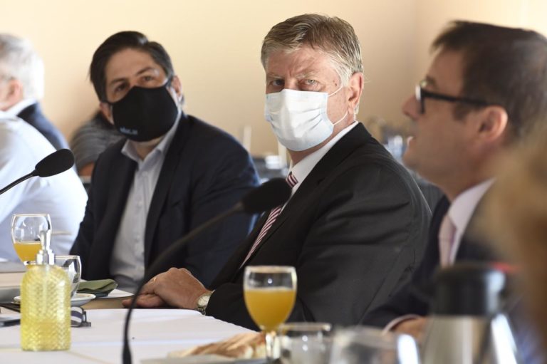 El gobernador Sergio Ziliotto y el ministro  Nicolás Trotta se reunieron con gremios docentes “debatimos sobre salarios y políticas públicas”