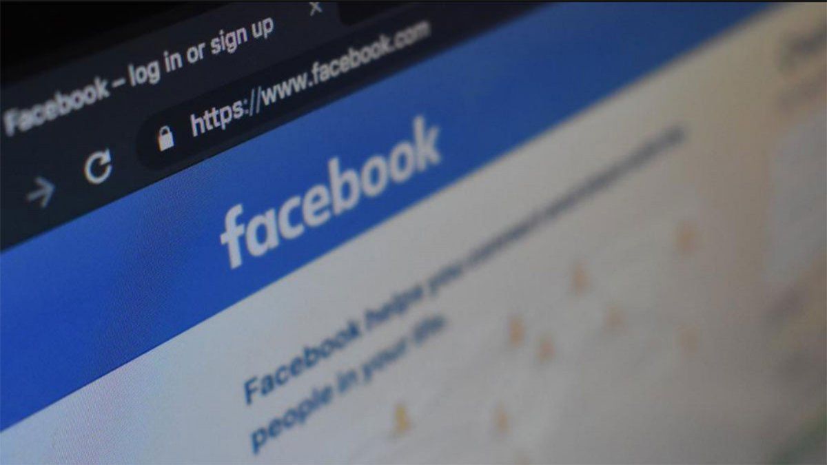 Por una publicación en Facebook, la Policía recuperó una notebook que había sido robada el 30 de enero