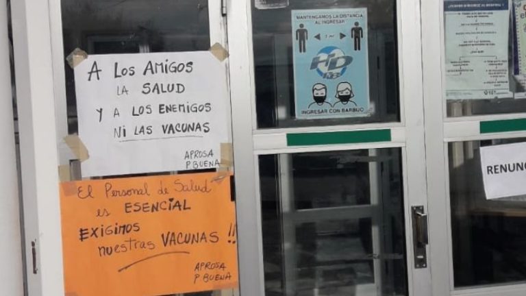 El Calafate: Despidieron al director del hospital por autorizar la vacunación del intendente, su esposa y el chofer oficial