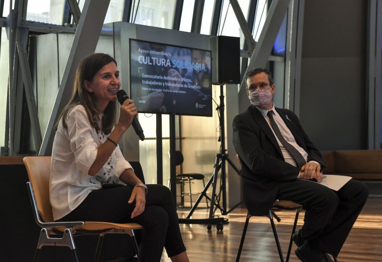 Con el programa Cultura Solidaria, el sector recibe un apoyo extraordinario